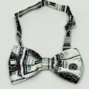 Bowtie Satin, dollar bill print, adjustable. Unisex